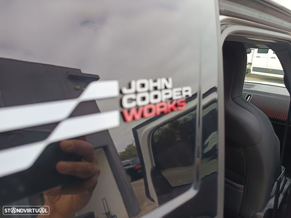 MINI Countryman E JCW L - 40