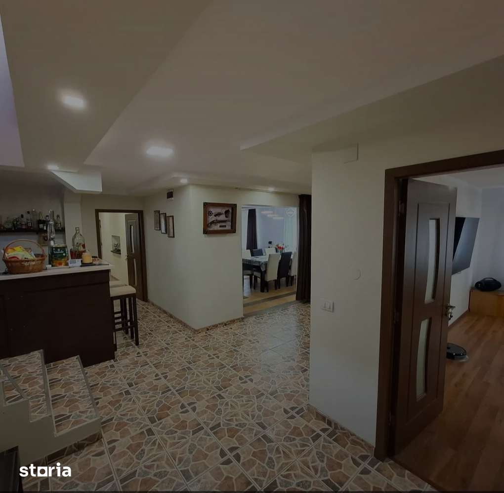 Casa spatioasa intr-o zona de poveste !! - Imagine principală: 5/19