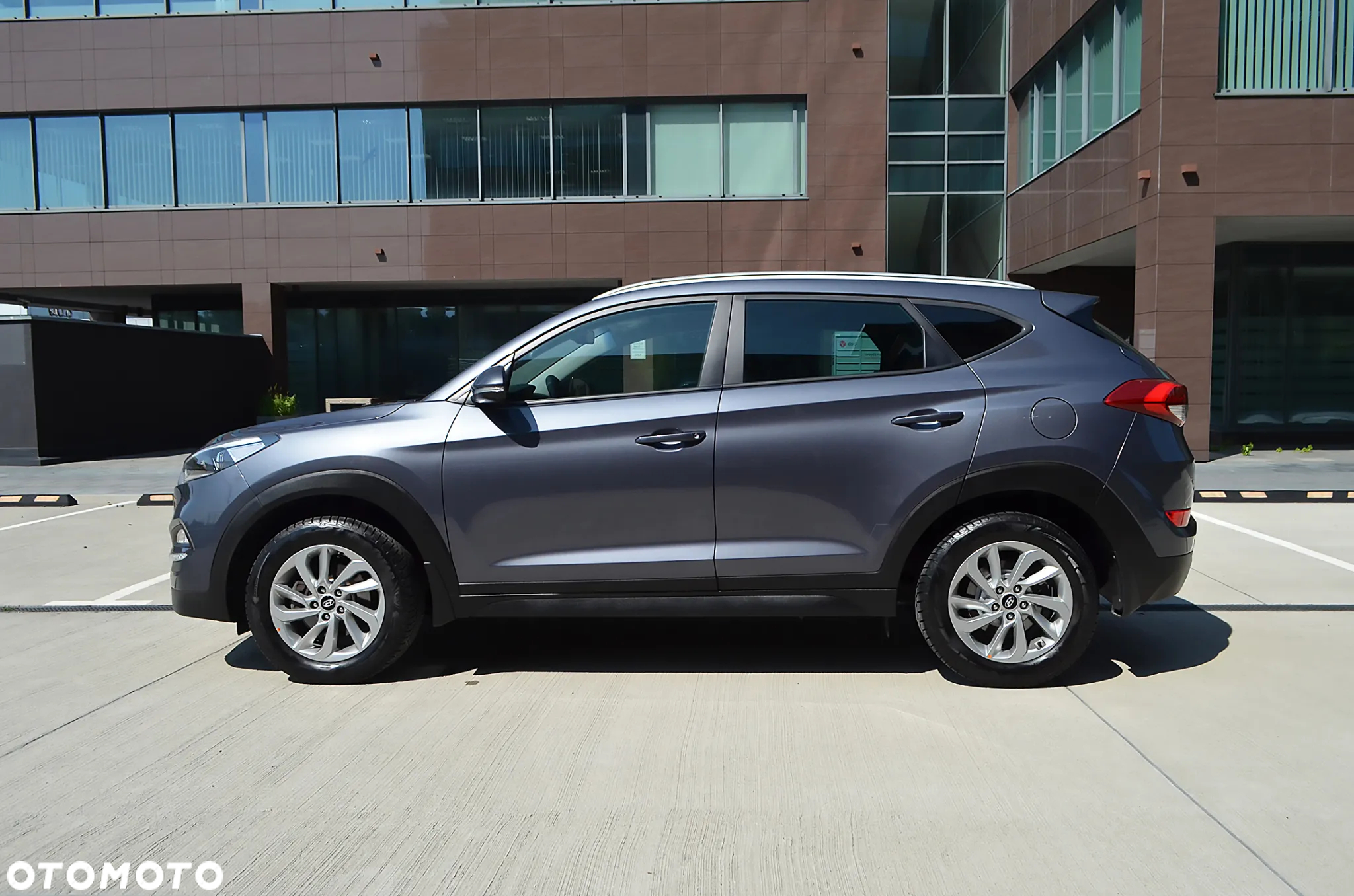 Hyundai Tucson 1.6 GDI BlueDrive Comfort 2WD - 23