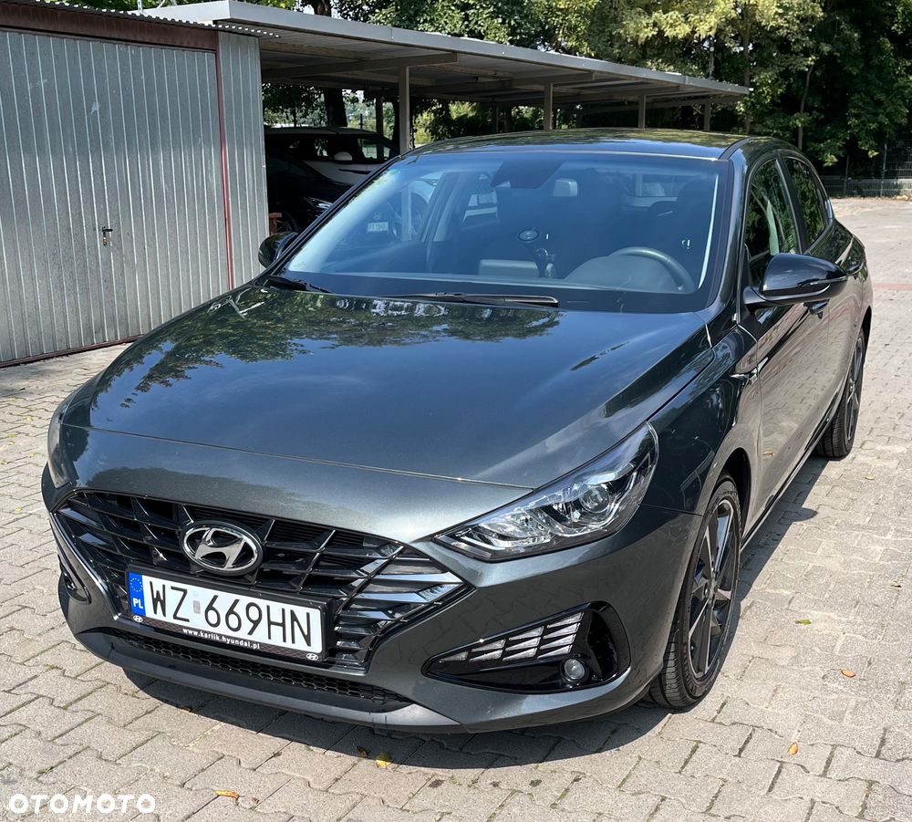 Hyundai i30 Fastback 1.5 T-GDI 48V Smart DCT - 2