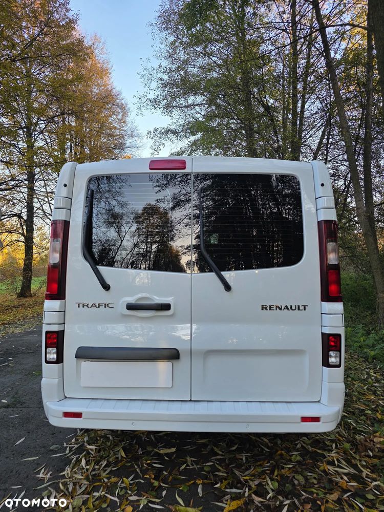 Renault Trafic - 23
