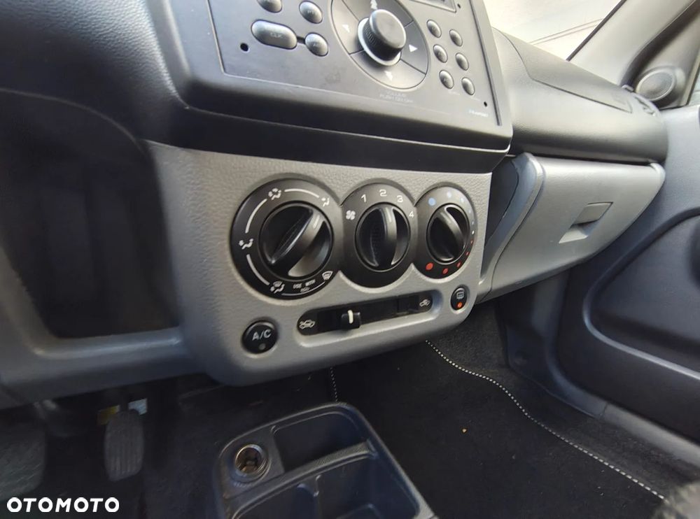 Suzuki Ignis - 10
