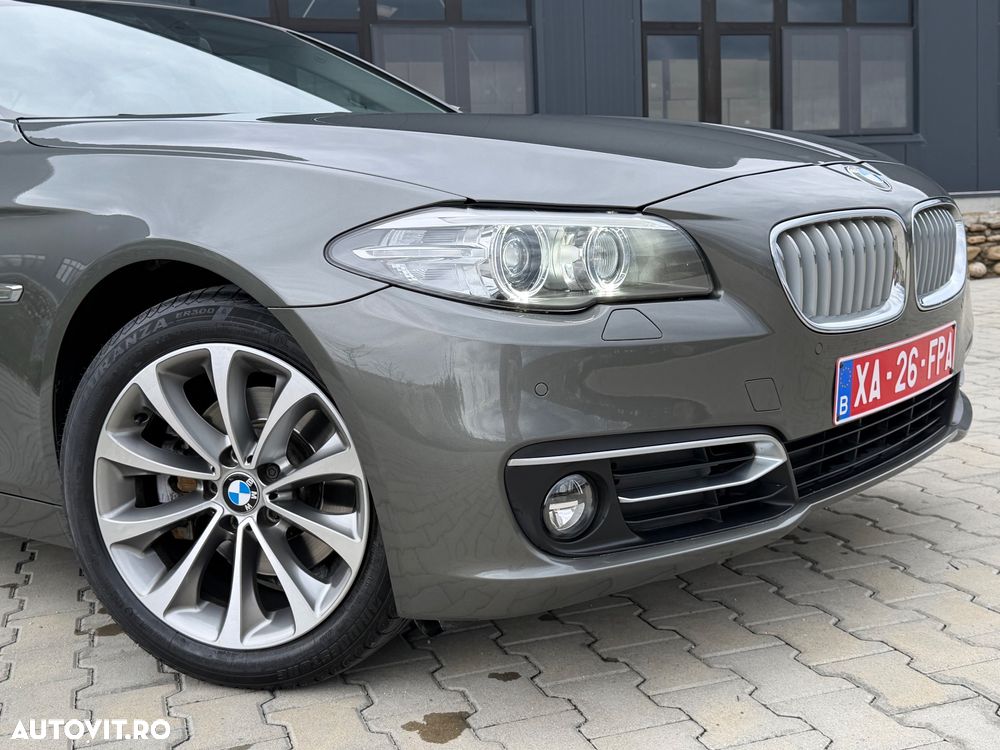 BMW Seria 5 520d xDrive Aut. Modern Line - 29