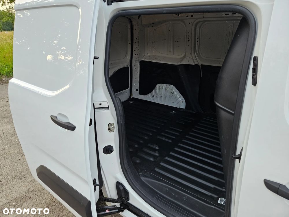 Opel Combo - 11