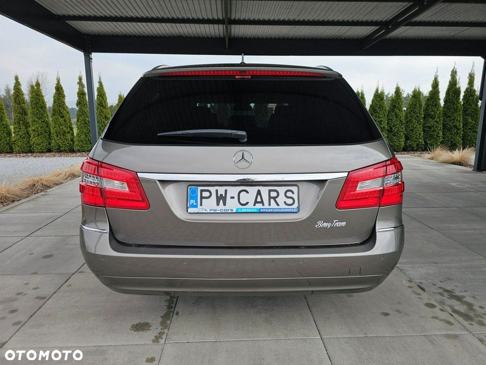 Mercedes-Benz Klasa E - 8