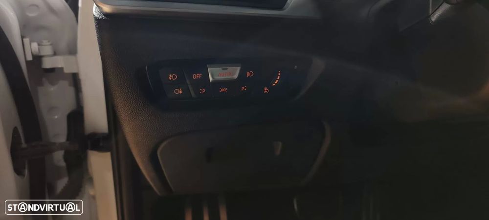 BMW 320 d Pack M Auto - 16