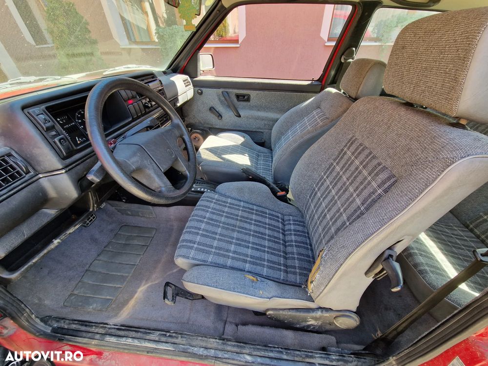 Volkswagen Golf - 10