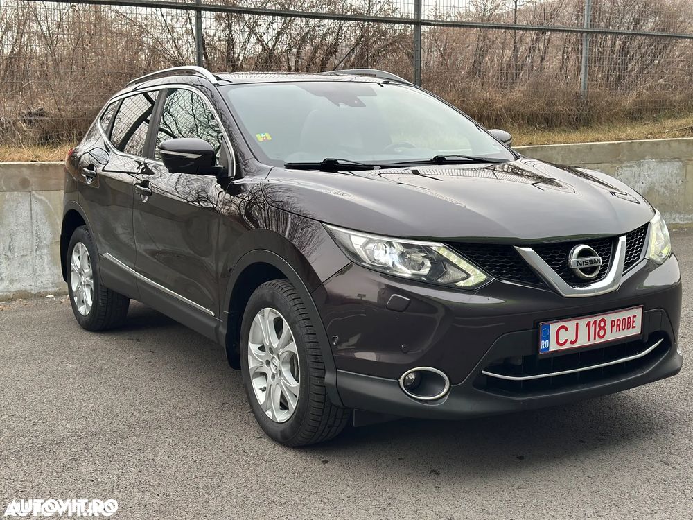 Nissan Qashqai 1.6 DCI 4 x 4 DPF tekna - 16