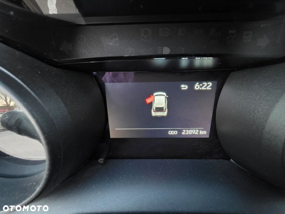 Toyota Yaris Cross - 18