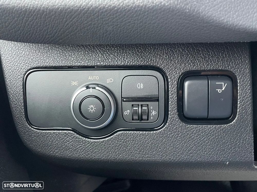 Mercedes-Benz Sprinter 515 CDI Contentor + Plataforma Elevatória - 32
