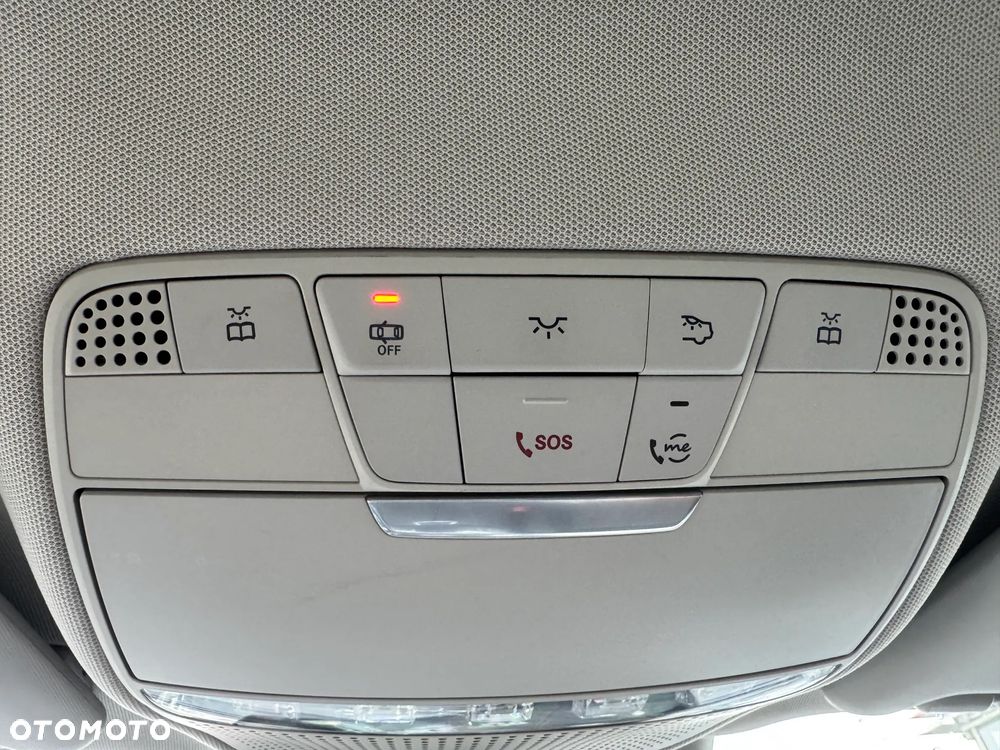 Mercedes-Benz Klasa E 220 d 9G-TRONIC - 23
