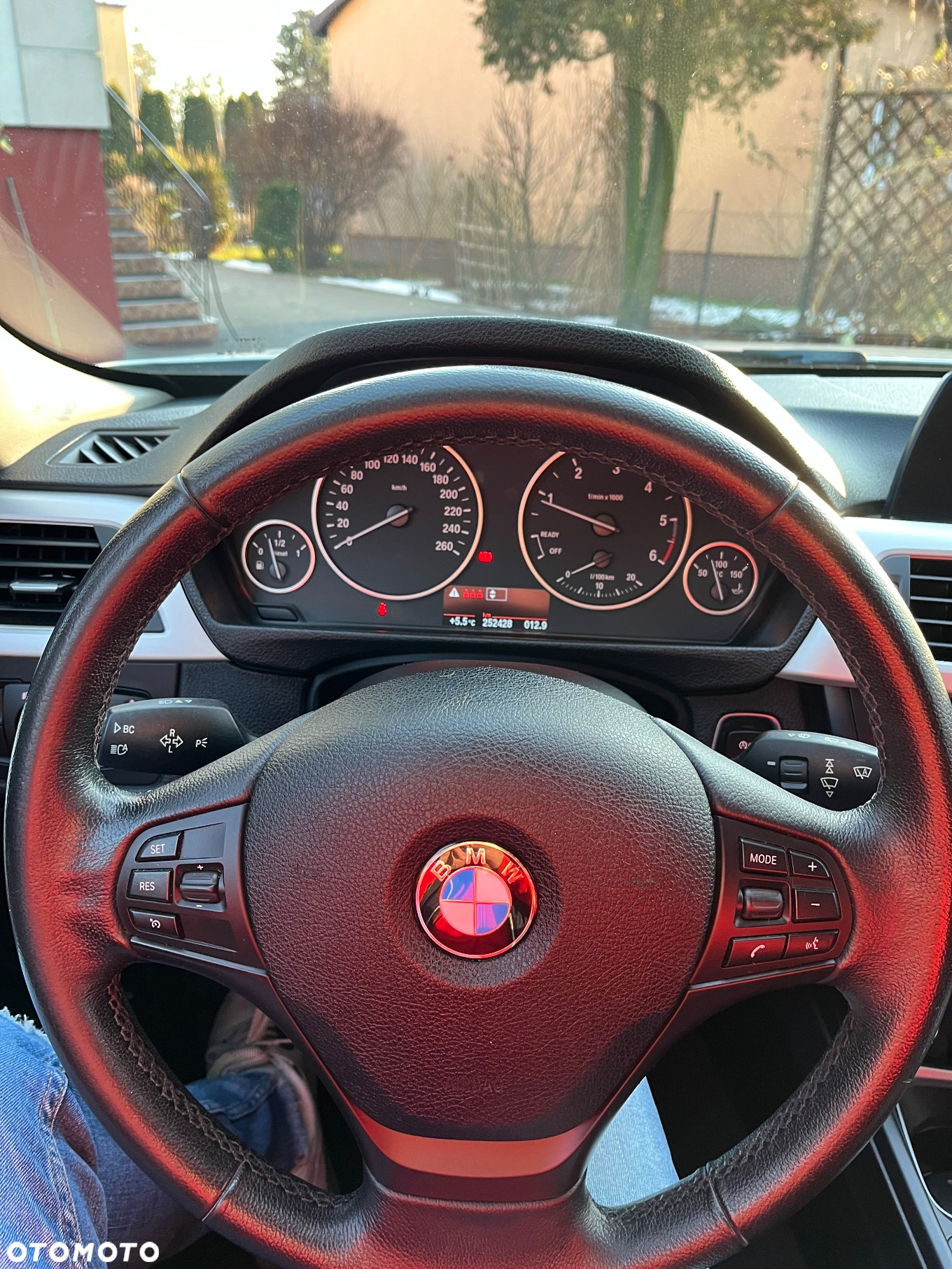 BMW Seria 3 318d - 12
