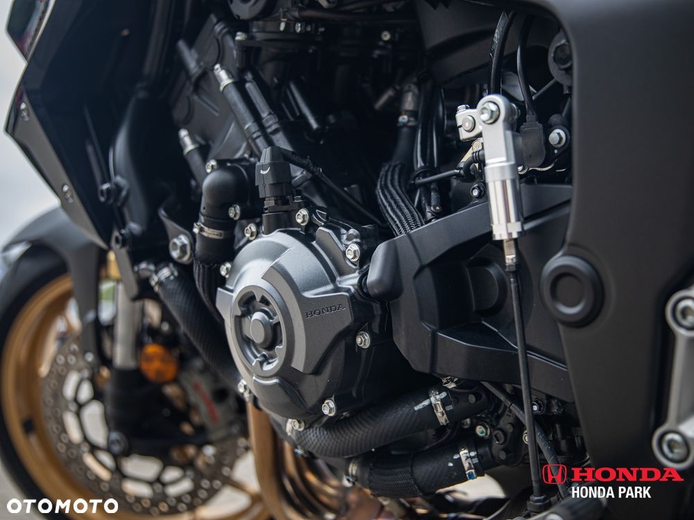 Honda CB - 22