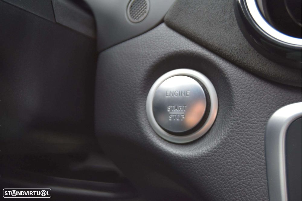 Mercedes-Benz CLA 180 d Shooting Brake AMG Line - 15