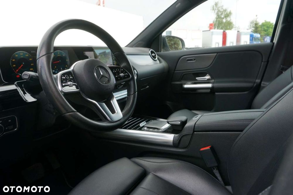 Mercedes-Benz GLA 220 d 4-Matic Progressive 8G-DCT - 14