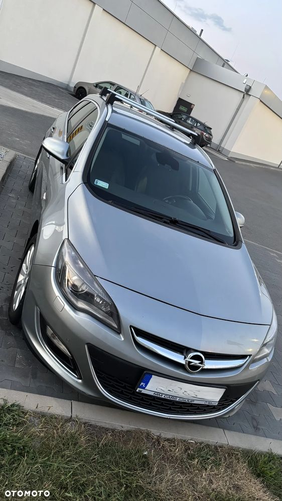 Opel Astra 1.6 CDTI Cosmo - 26