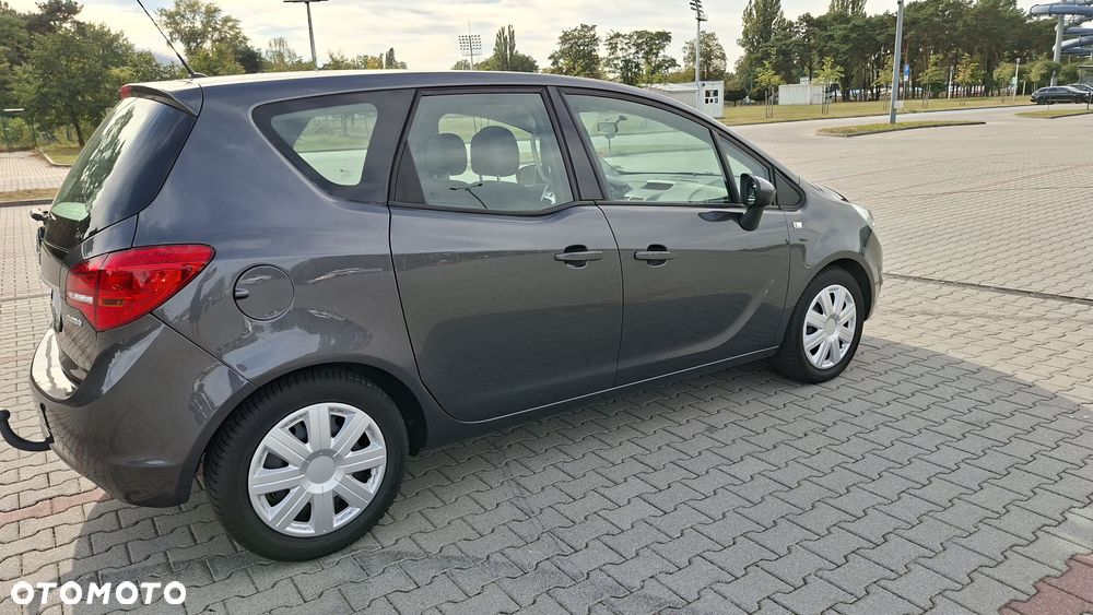 Opel Meriva - 11