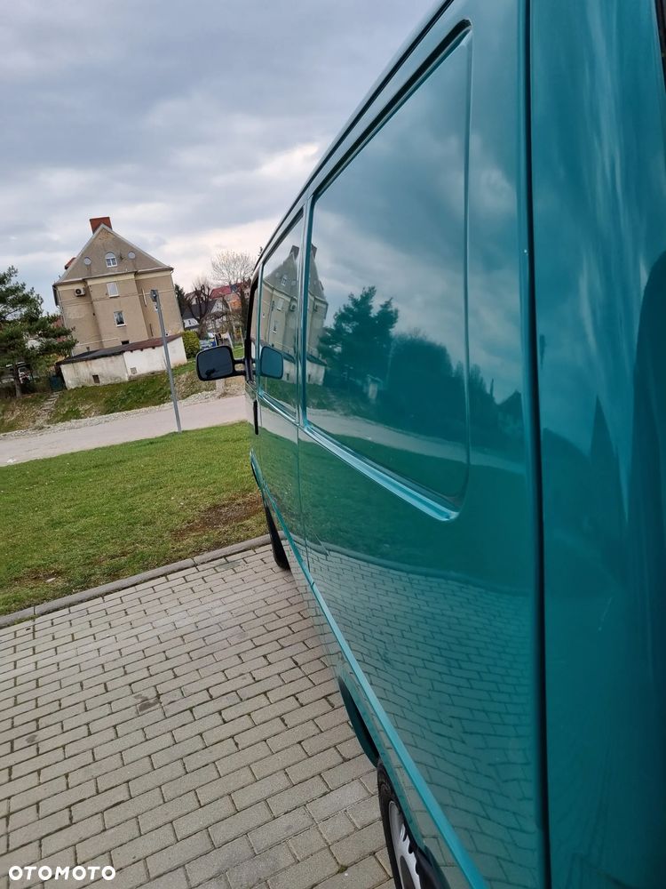 Volkswagen Transporter T4 2.5TDI 102KM Salon PL - 12