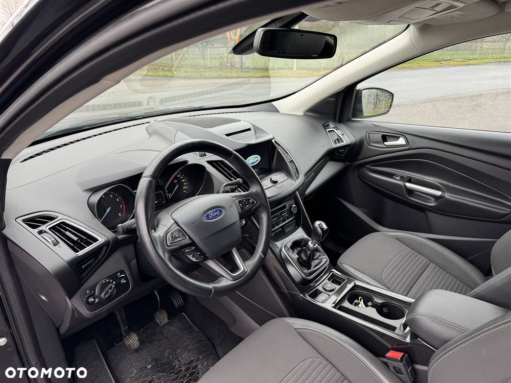 Ford Kuga 1.5 EcoBoost 2x4 Business Edition - 10