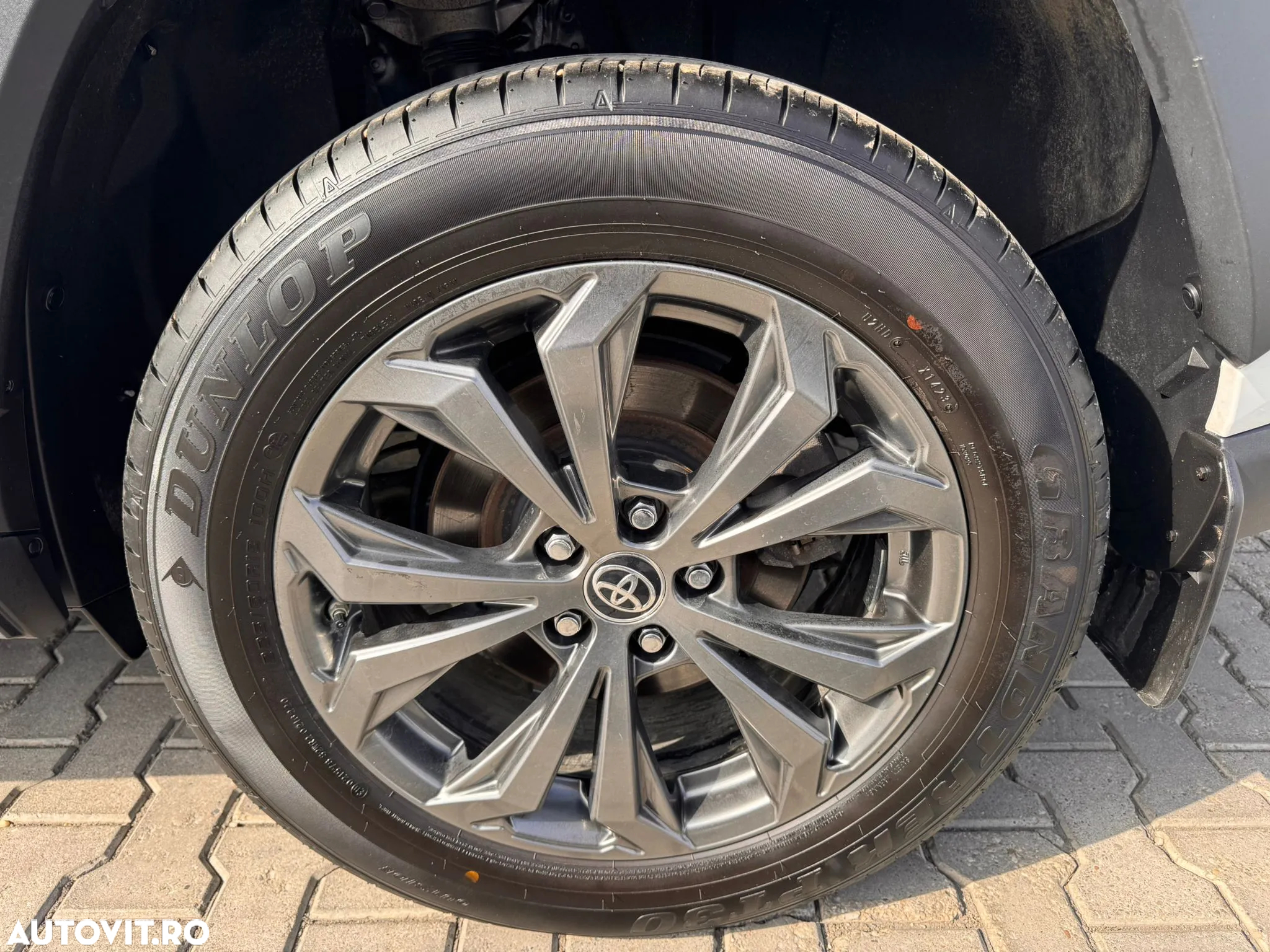 Toyota RAV4 2.5 Hybrid VVT-iE 4x4 Luxury - 25