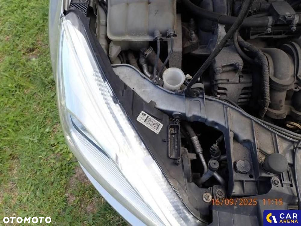 Ford Focus 1.6 Trend - 29