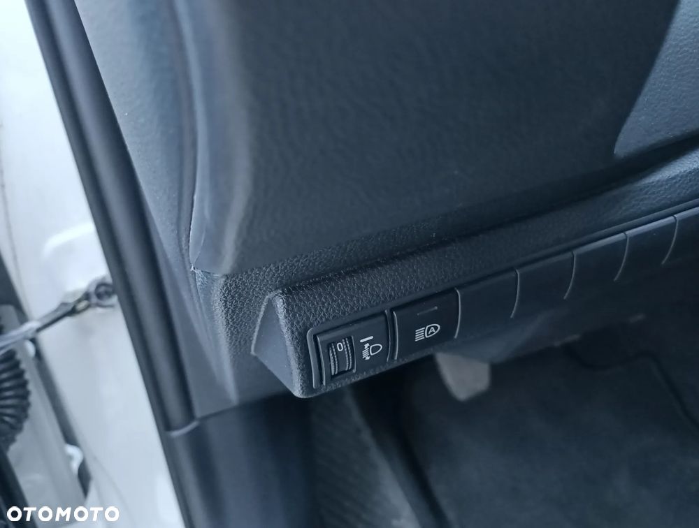 Toyota Corolla 1.5 Active - 18