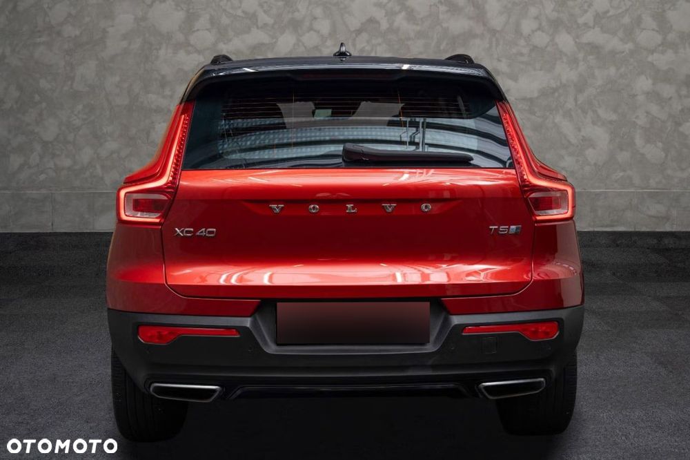 Volvo XC 40 T5 Twin Engine DKG R-Design - 9
