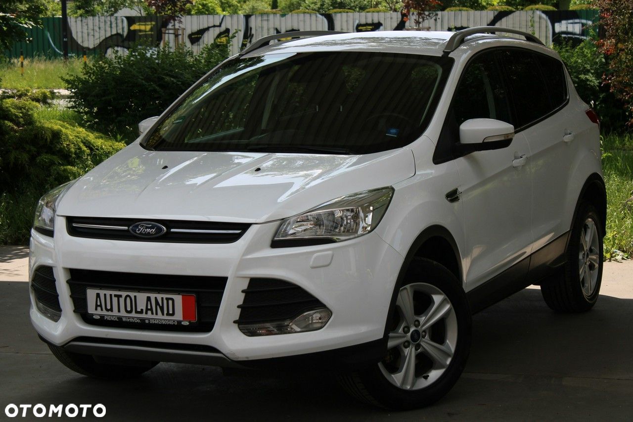Ford Kuga 1.5 EcoBoost 2x4 Titanium - 1