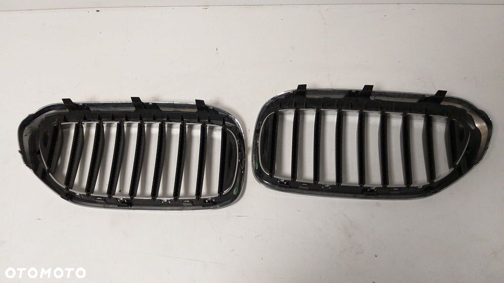 BMW 5 G30 G31 GRILL NERKI NERKA LEWA ATRAPA 7383521 - 4