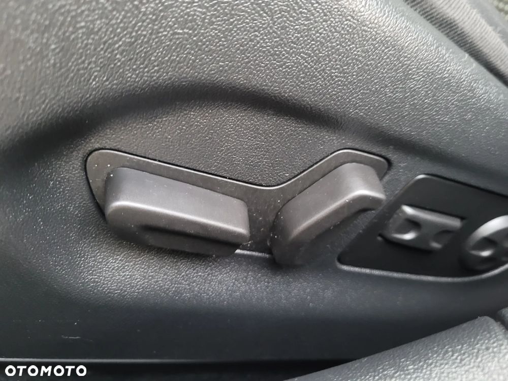 Citroën C5 BlueHDi 180 S&S EAT6 Exclusive - 22