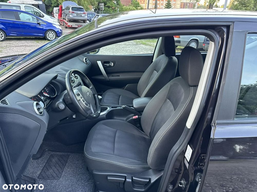Nissan Qashqai - 22
