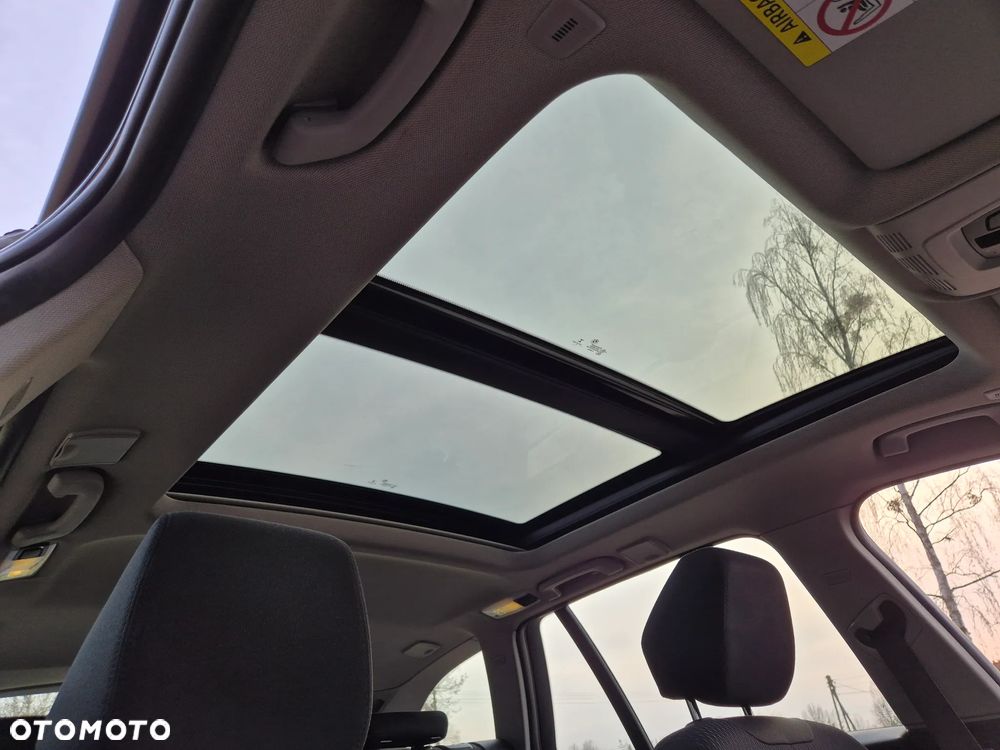 BMW Seria 3 318d - 10