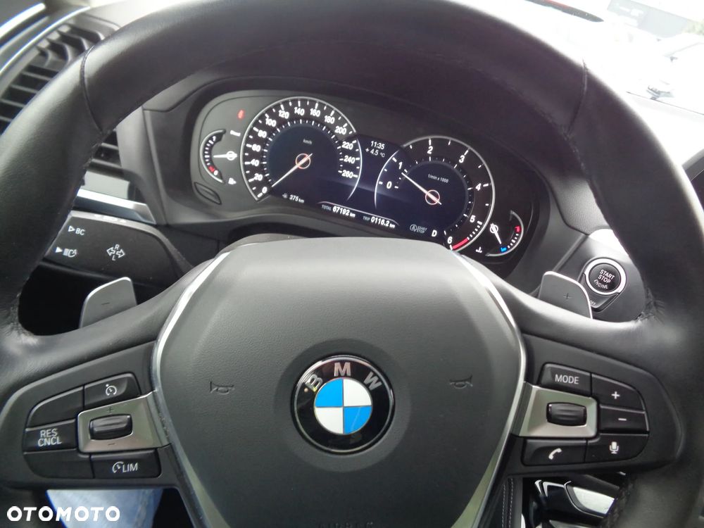 BMW X4 xDrive20d Business Edition sport - 29