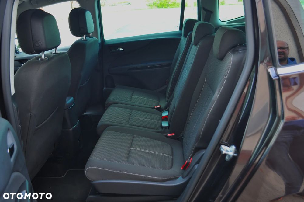 Opel Zafira - 33