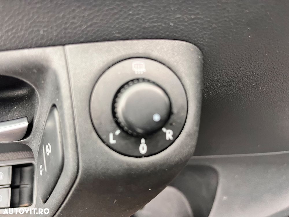 Volkswagen Polo 1.6 TDI DSG Life - 16