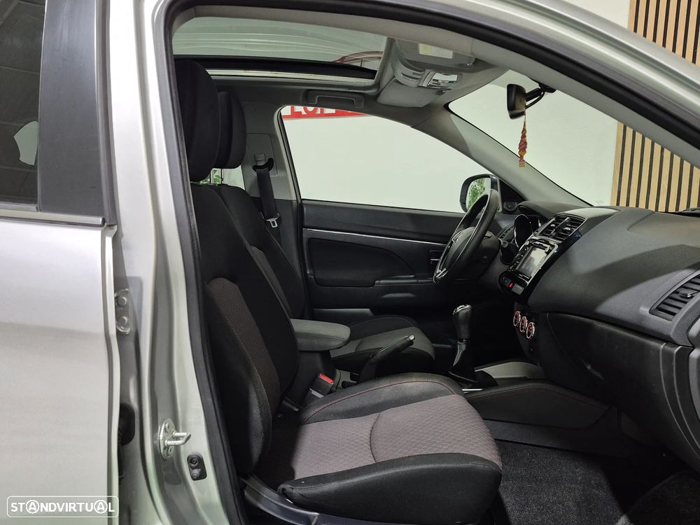 Mitsubishi ASX 1.6 MIVEC Intense Connect Edition - 14