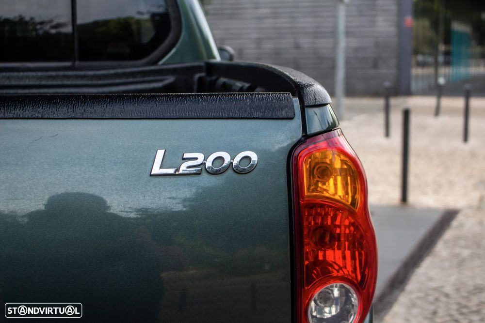 Mitsubishi L200 2.5 TD Strakar Elegance HT - 10
