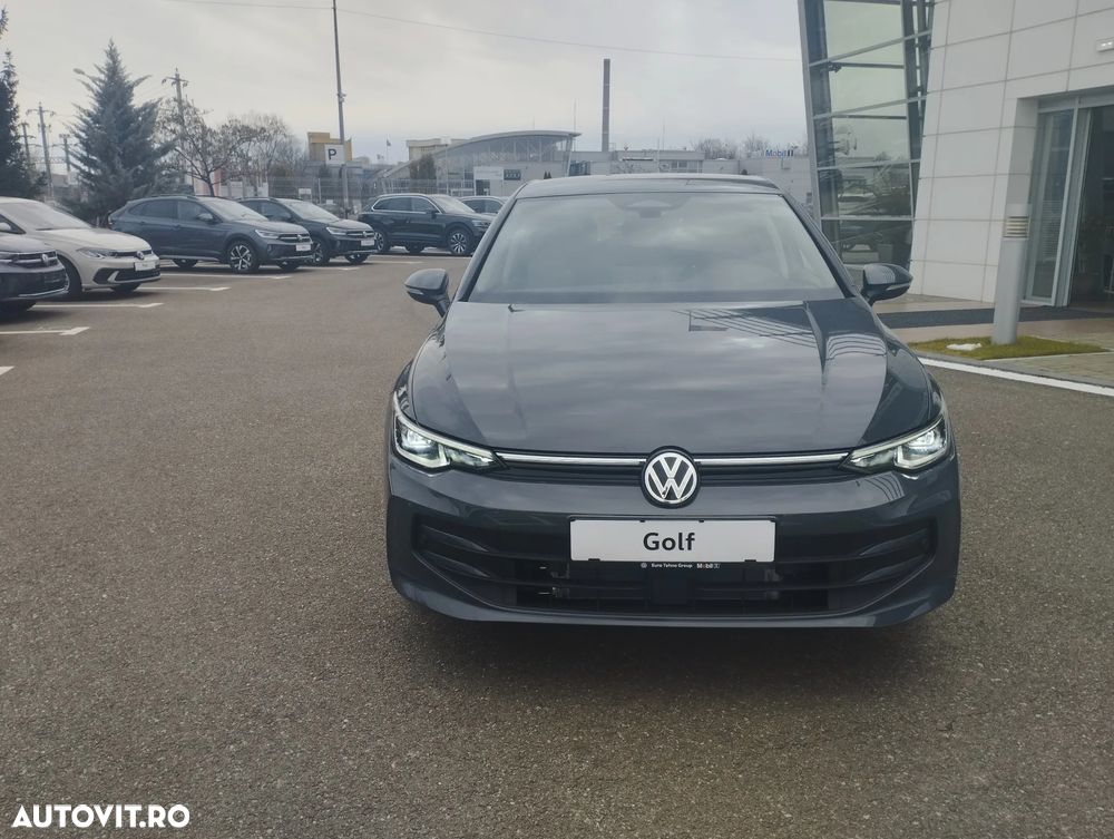 Volkswagen Golf - 2