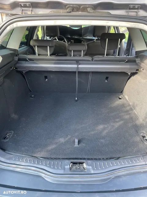 Ford Focus - 12
