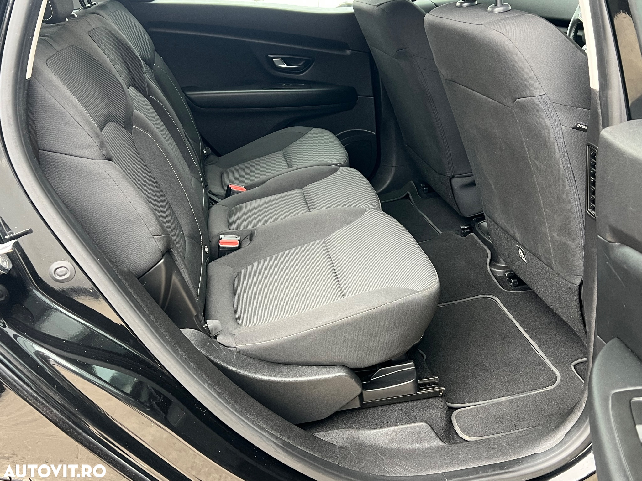 Renault Scenic - 15