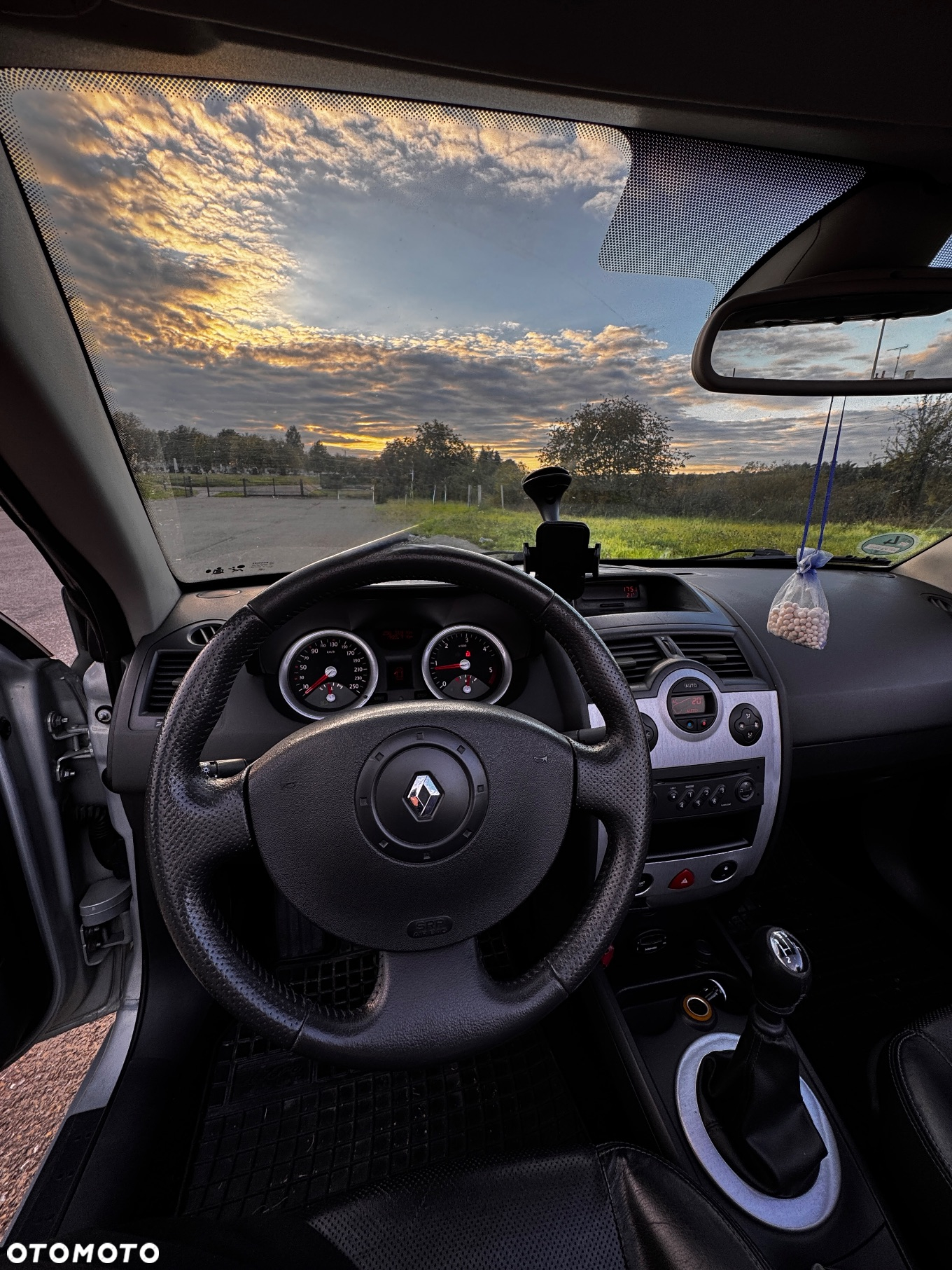 Renault Megane - 30