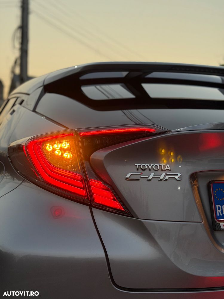 Toyota C-HR Lounge - 39