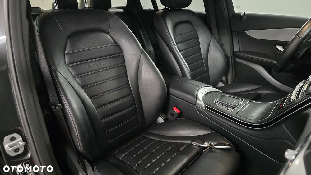 Mercedes-Benz GLC 300 de 4Matic 9G-TRONIC AMG Line Plus - 17