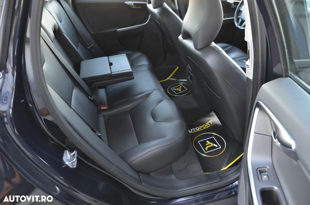 Volvo XC 60 D3 Summum - 15