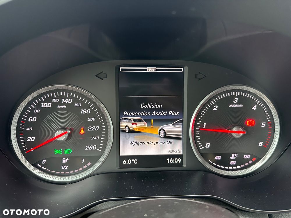 Mercedes-Benz Klasa C 200 (BlueTEC) d Avantgarde - 36