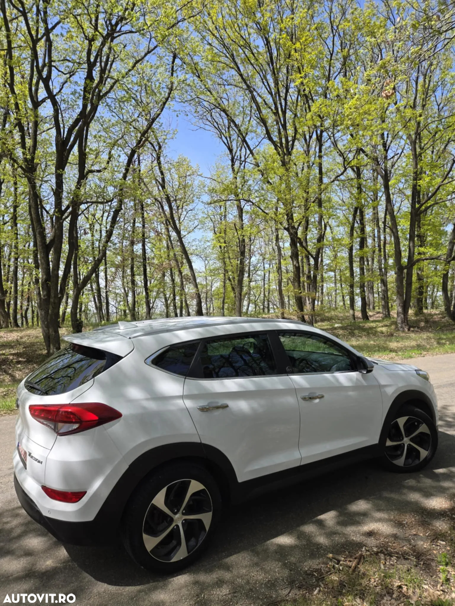 Hyundai Tucson blue 1.7 CRDi 2WD DCT Premium - 10