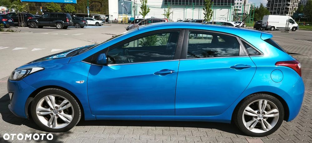 Hyundai i30 blue 1.4 YES Silver - 2
