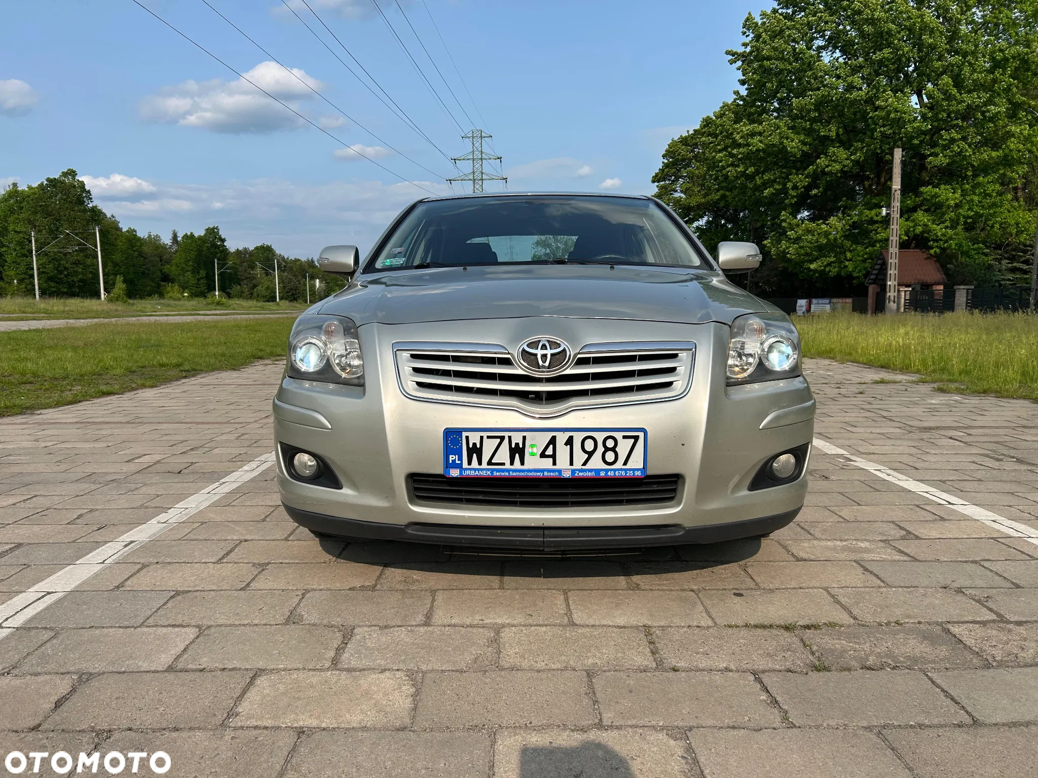 Toyota Avensis 1.8 VVT-i Sol - 2