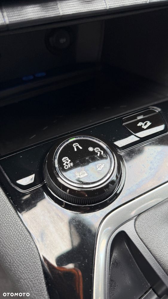 Peugeot 5008 1.6 BlueHDi Style 7os - 21