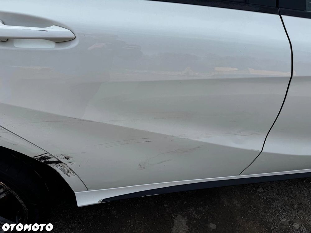 Mercedes-Benz Klasa A ver-180-d-edition-1-7g--dct - 21